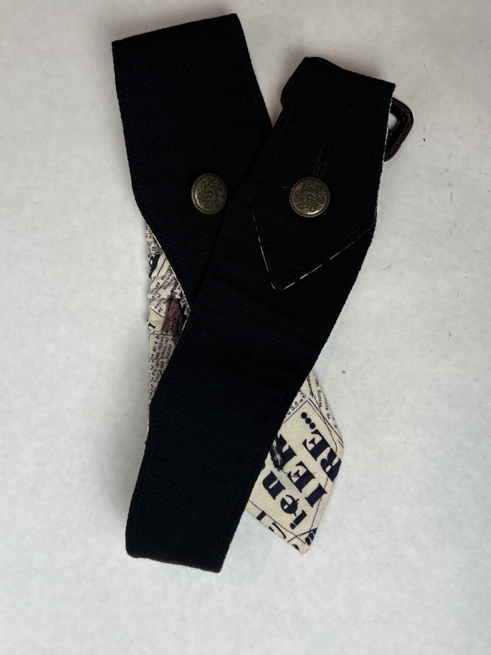 One-of-a-Kind Handmade Reversible Cinch Belt โ Newspaper Print & Solid Black - Picture 2 of 4